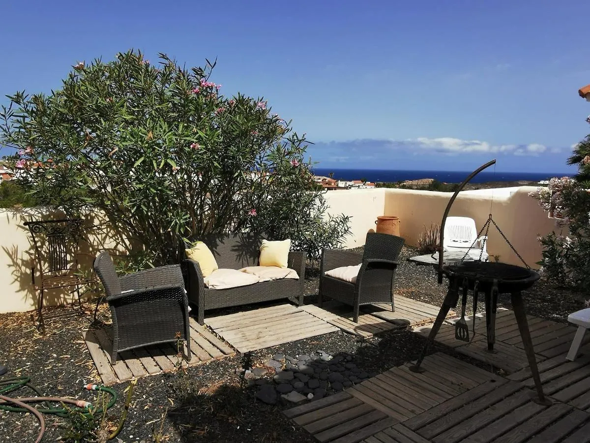 La Casa Amarilla Villa La Pared  Spain